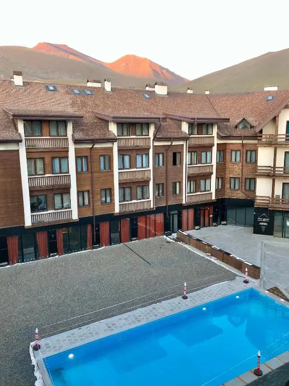 GVC 2-level apt New Gudauri
