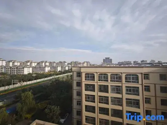 Jiuquan Kavier C Hotel（Wanda Plaza）