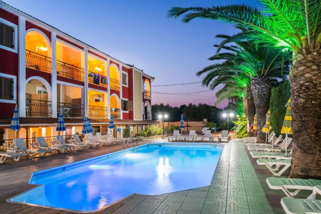 Rose Club Apartments