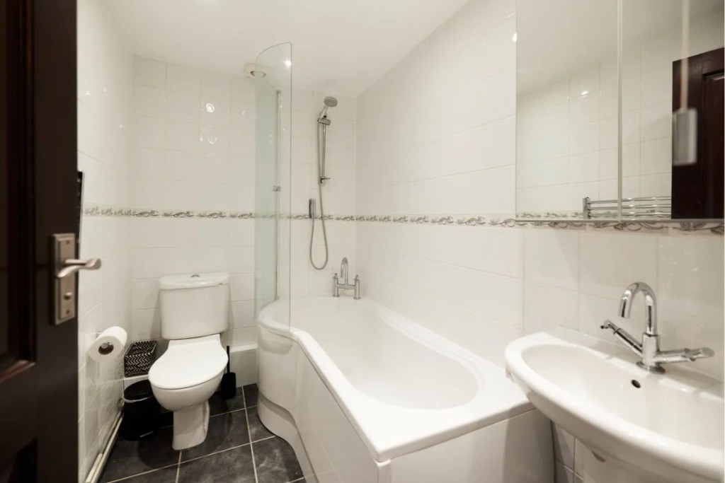 The London Wonder - Adorable 2Bdr Flat With Patio