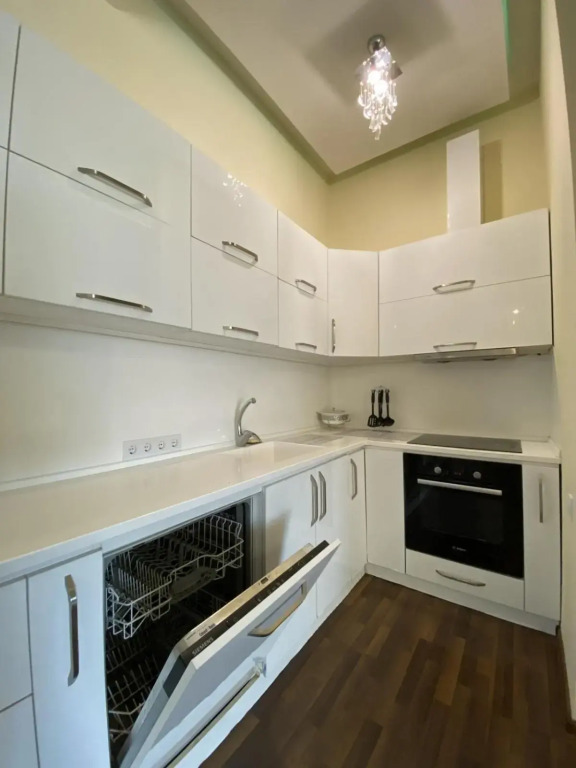 Northern Avenue, 2 bedrooms Luxury apartment HH882