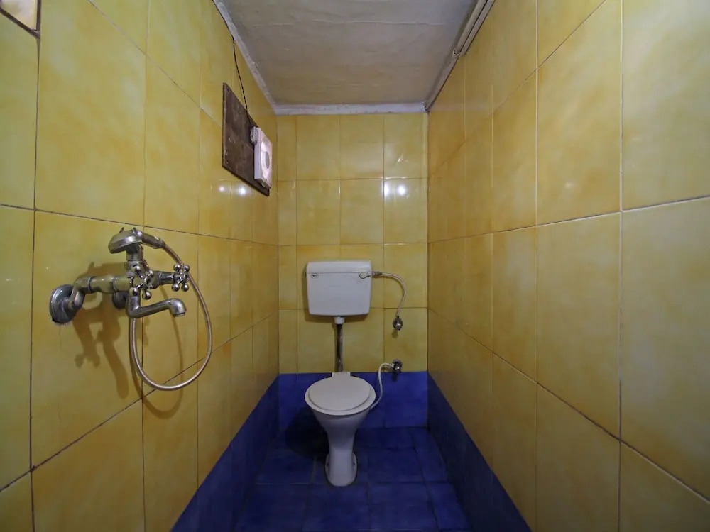 OYO 5227 Hotel New Bharat