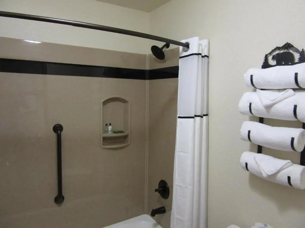 Crosswinds Inn
