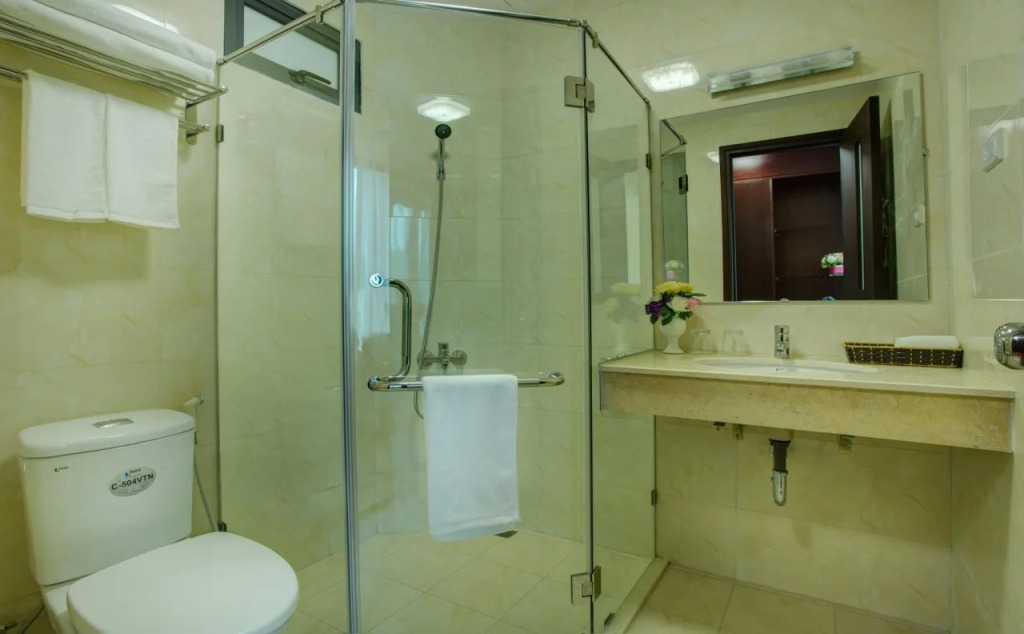TQT Hotel