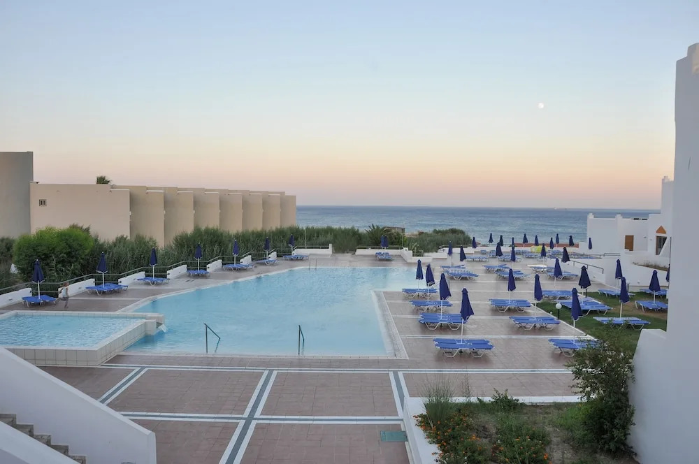 Alfa Beach Hotel