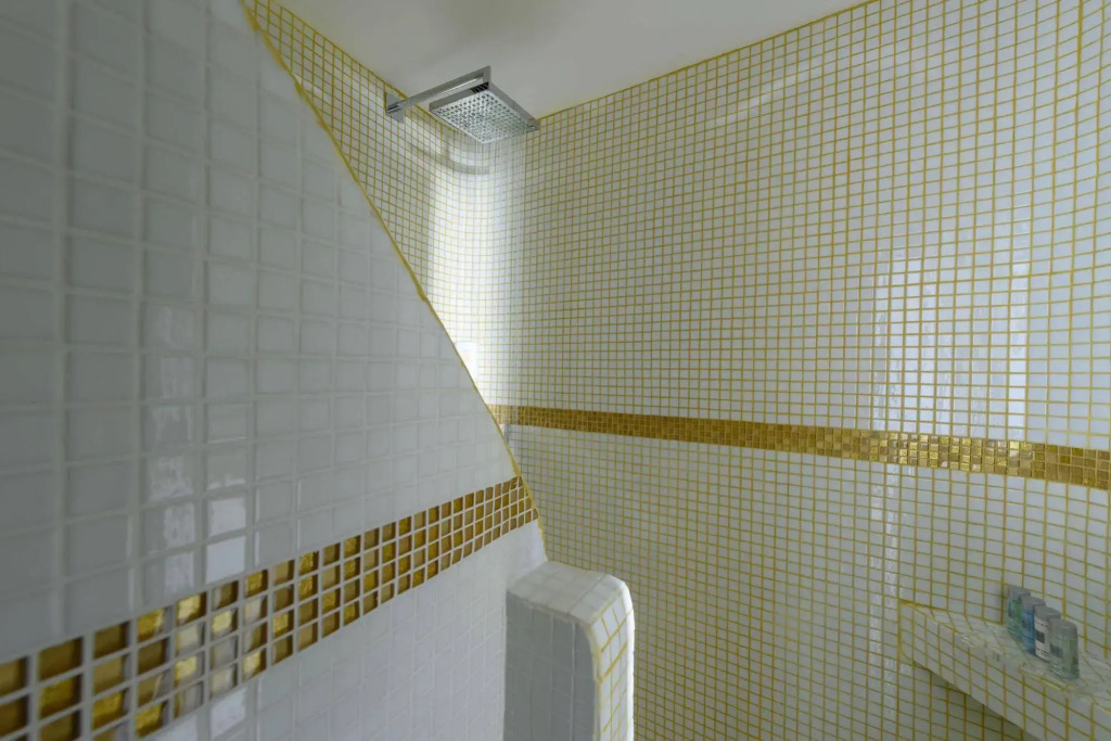 Abyssanto Suites and Spa