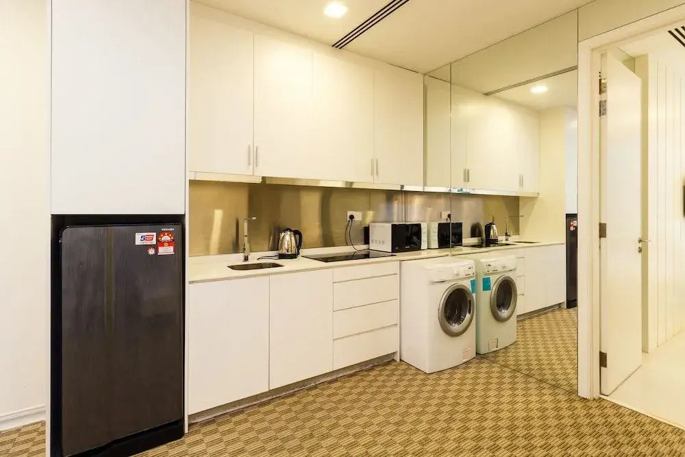 OYO Home 543 Elegant 2BR Binjai 8 Suite