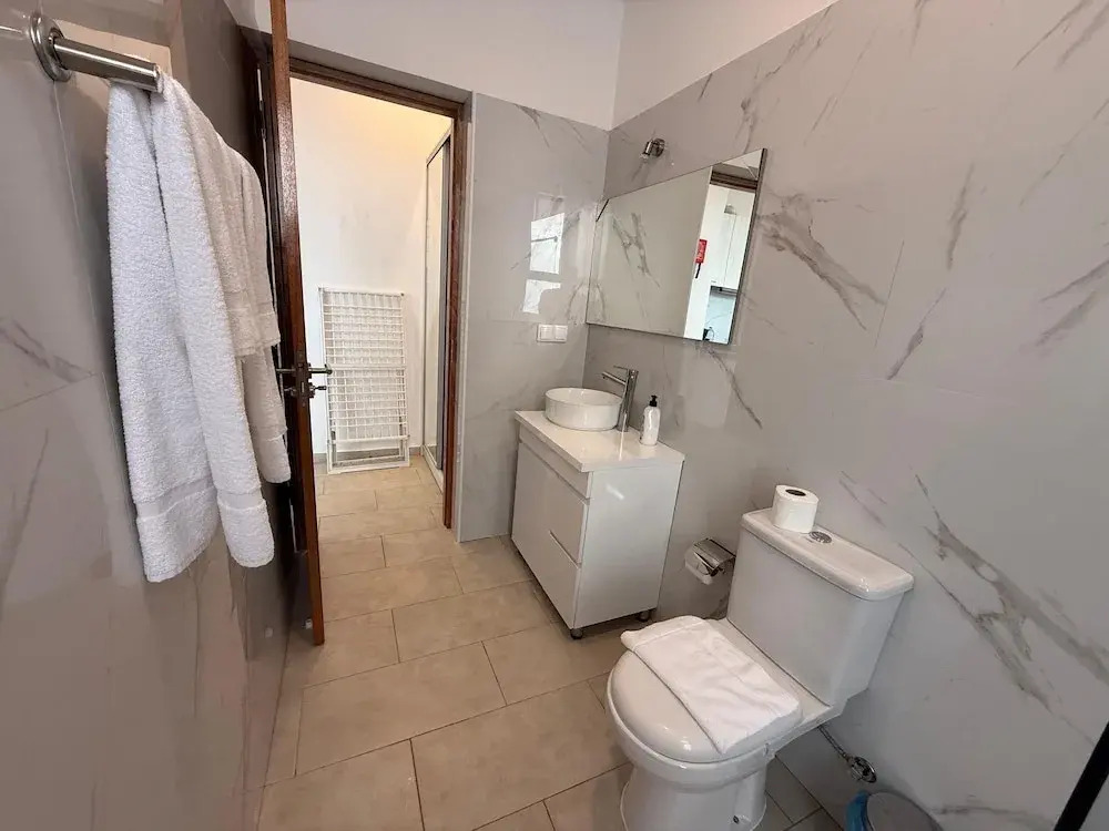 Joli Beach House - Charming Ground Floor T0 Suite