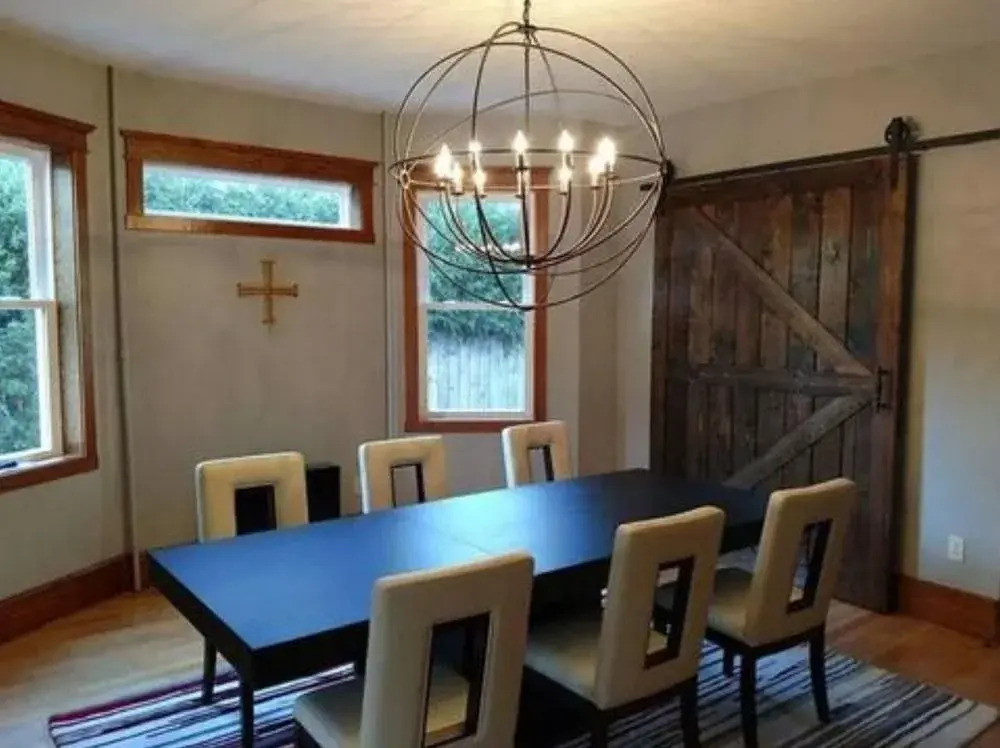 The Estates Bed & Breakfast
