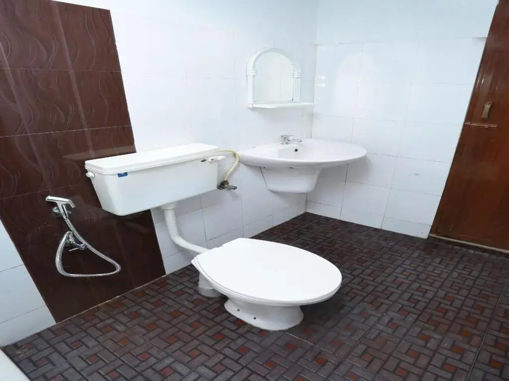 Hotel Al Saj by OYO Rooms