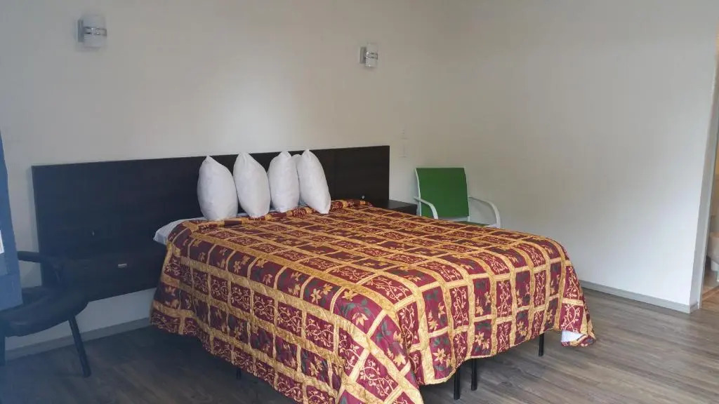 Catalina Motel
