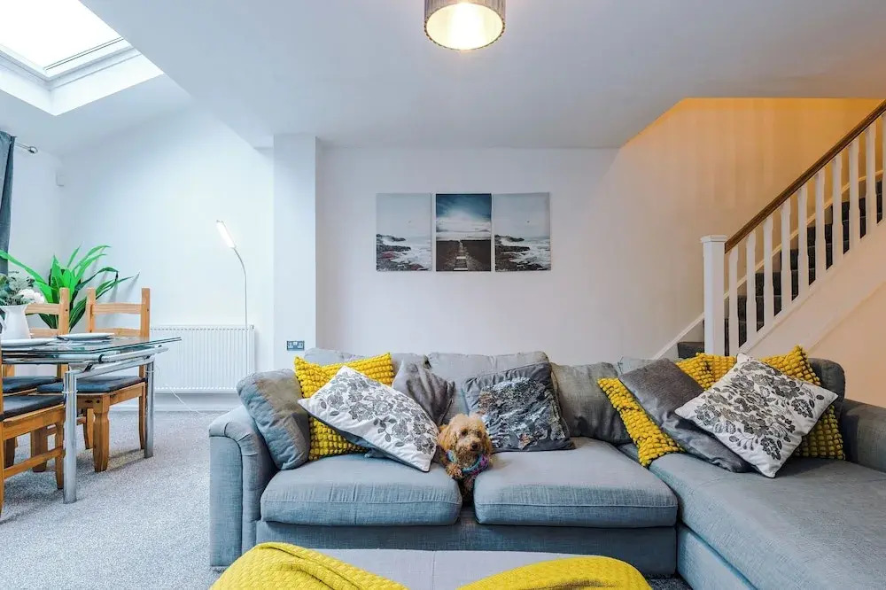 3br-sleeps6-garden-bbq-freeparking-pets