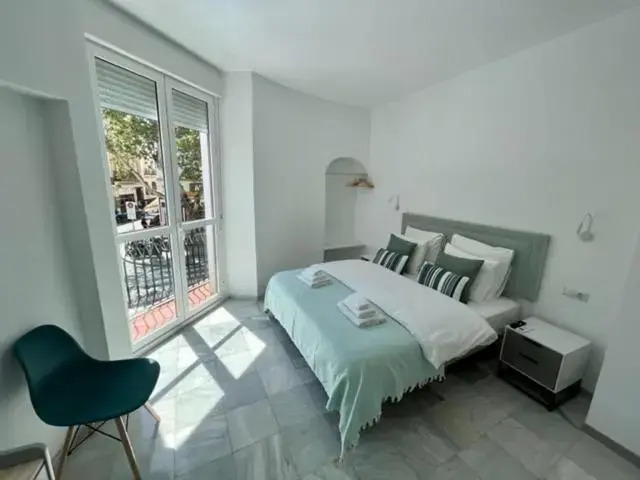 Arenal 3br apartment, 300 mtrs from Cathedral