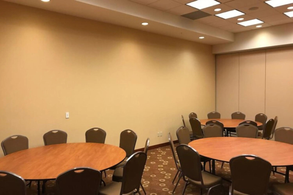 Hyatt Place Des Moines Downtown