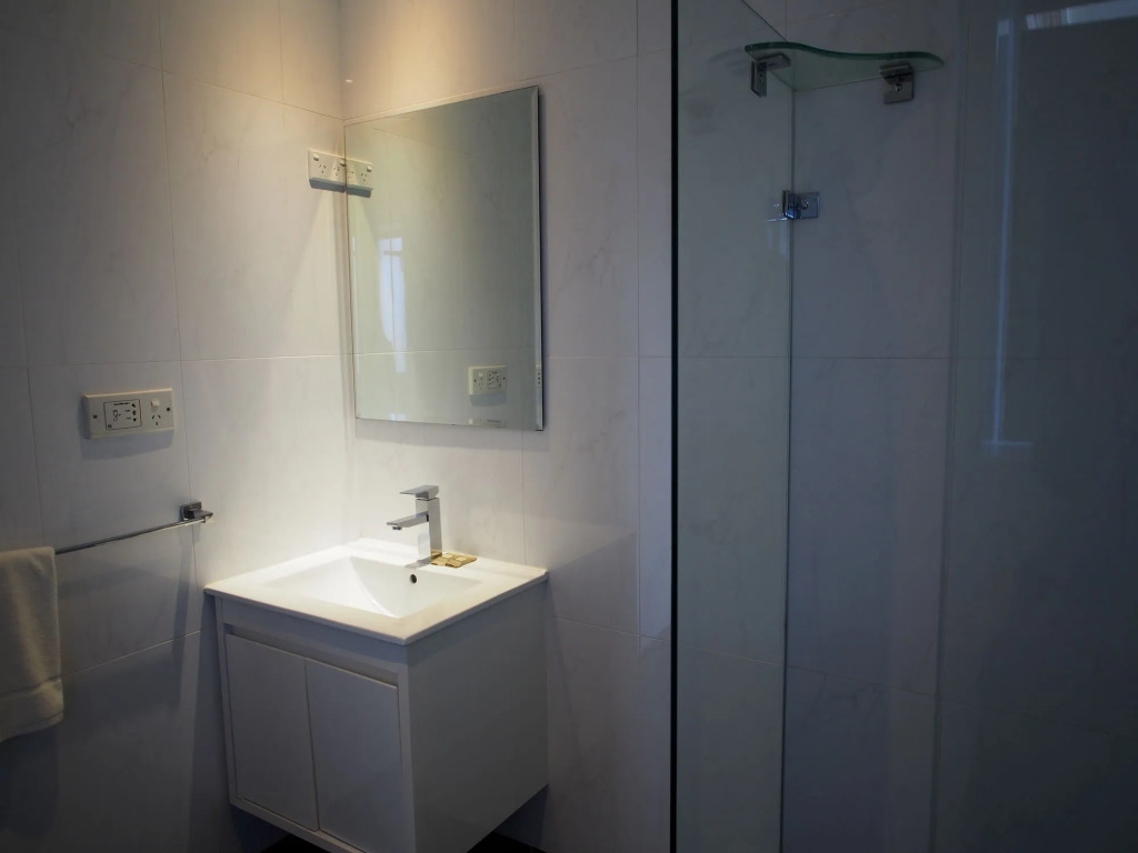 Garden Lodge Sydney Hotel