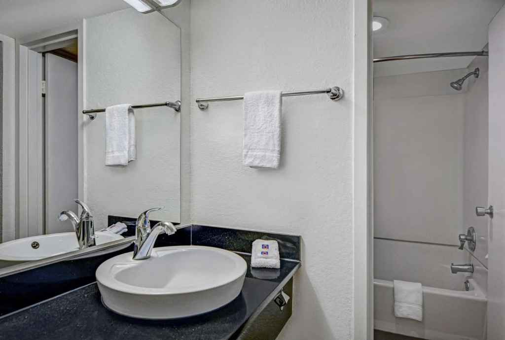Motel 6-Tallahassee, FL - Downtown