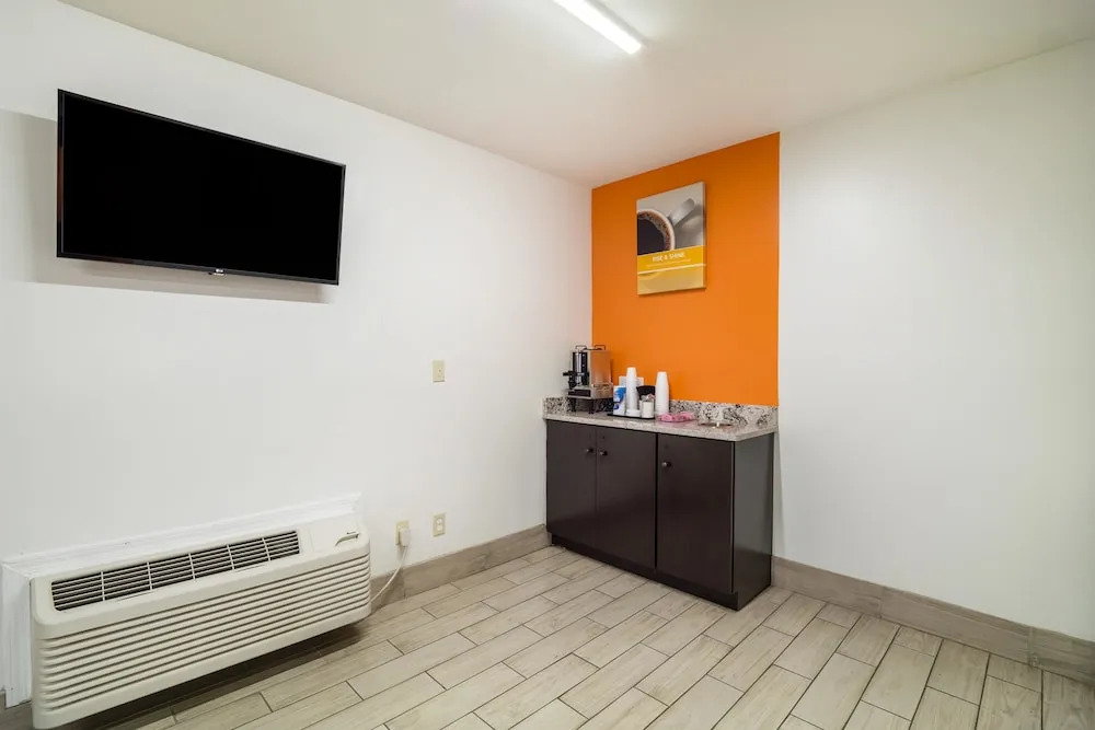 Studio 6 Extended Stay - Augusta, GA - Fort Gordon