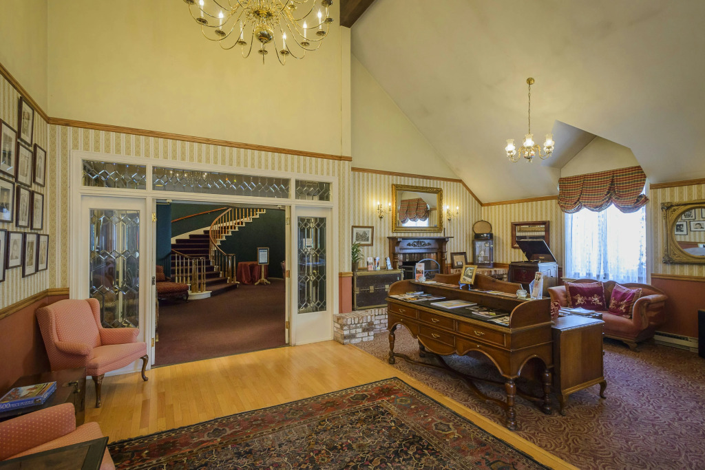 Hill House at Trailborn Mendocino