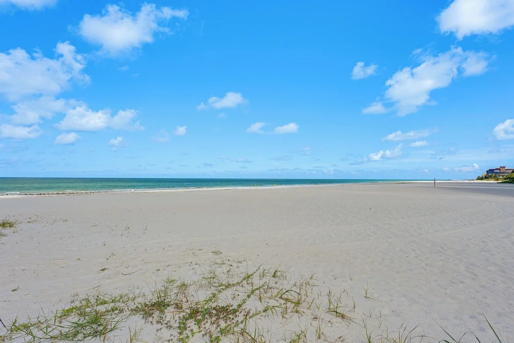 Beachfront Condo: Redington Shores Retreat!