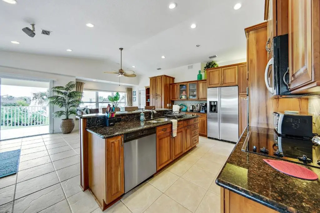 Oasis by the Sea Beach Front Community - Luxurious Pool Spa Home with Waterfall - Sleeps 10 - Come