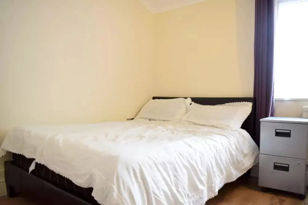 2Bed in Fantastic Location 2 mins Walk From Tube
