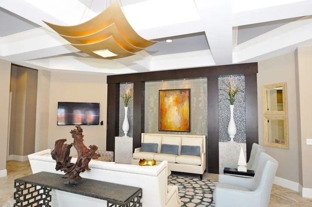 Sensual Solterra - 6 Bedrooms - Sleep 12 Home