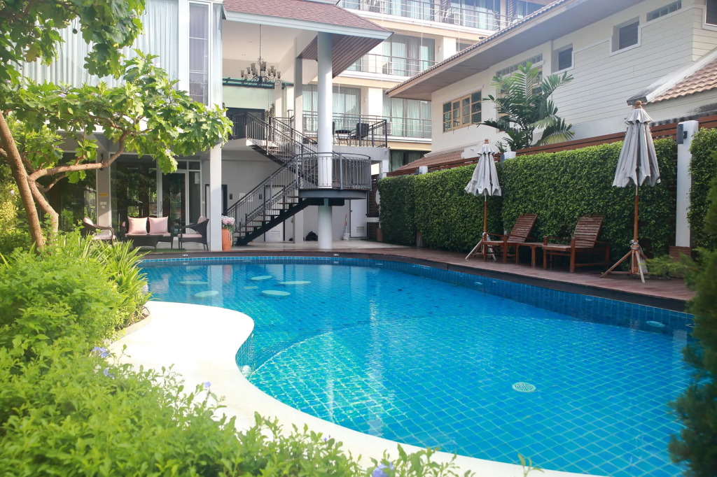 Murraya Residence