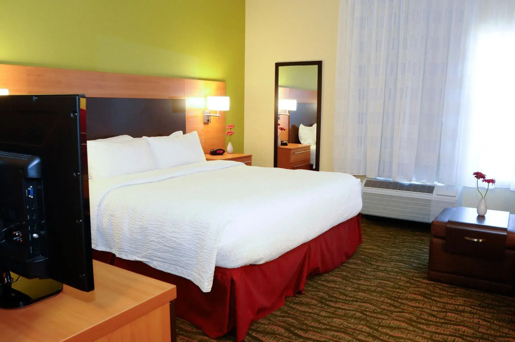 TownePlace Suites Redding