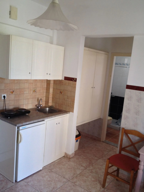 Manine Apartments