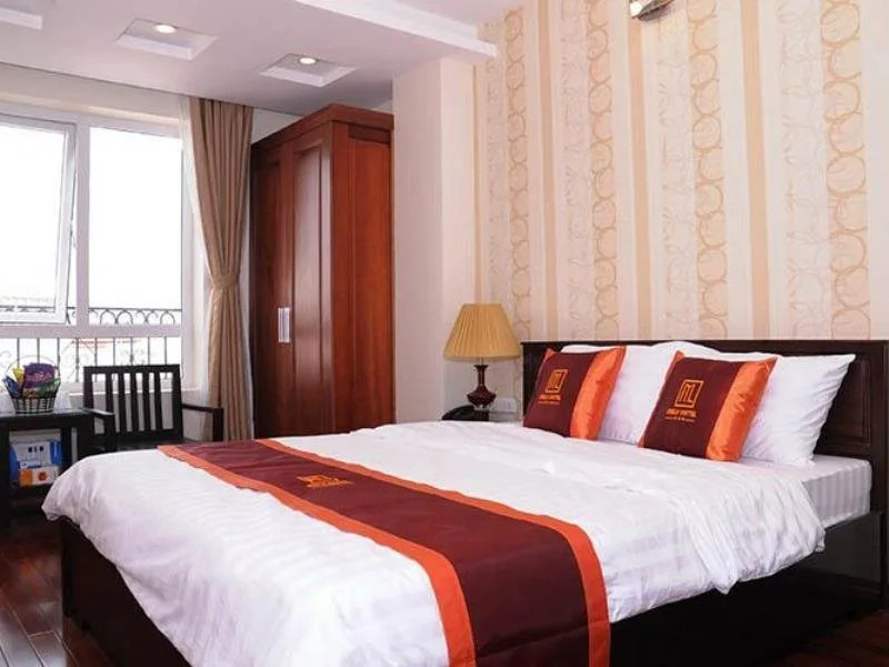 Hong Ha Airport Hotel