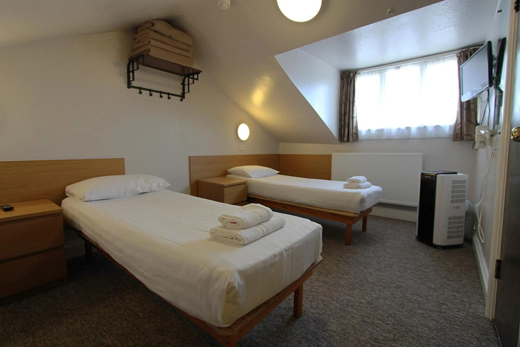 Lords Hotel