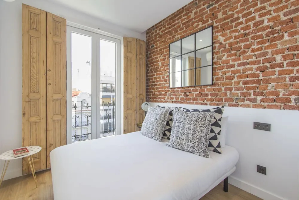 Dobo Rooms Juan Bravo 1