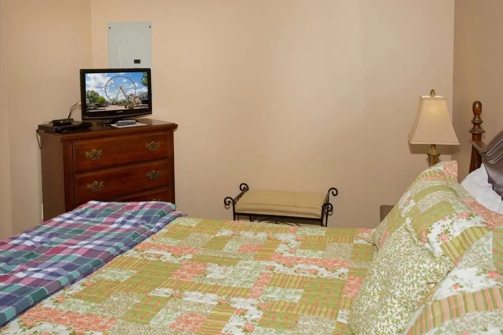 Whispering Pines 211