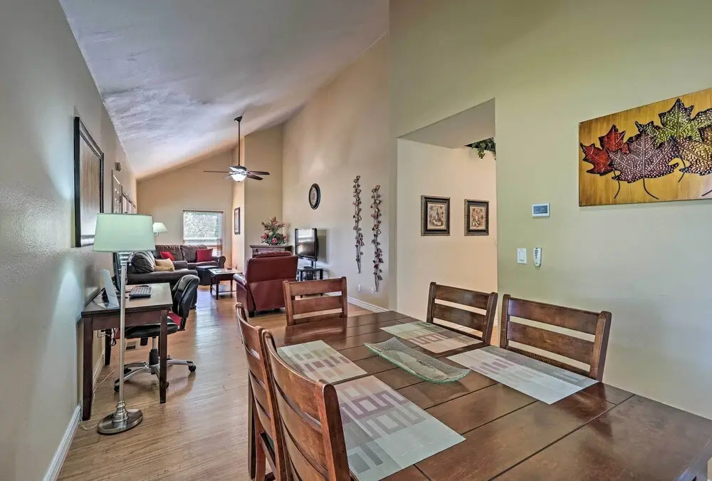 Flagstaff Townhome w/ Deck: Easy Access Downtown!