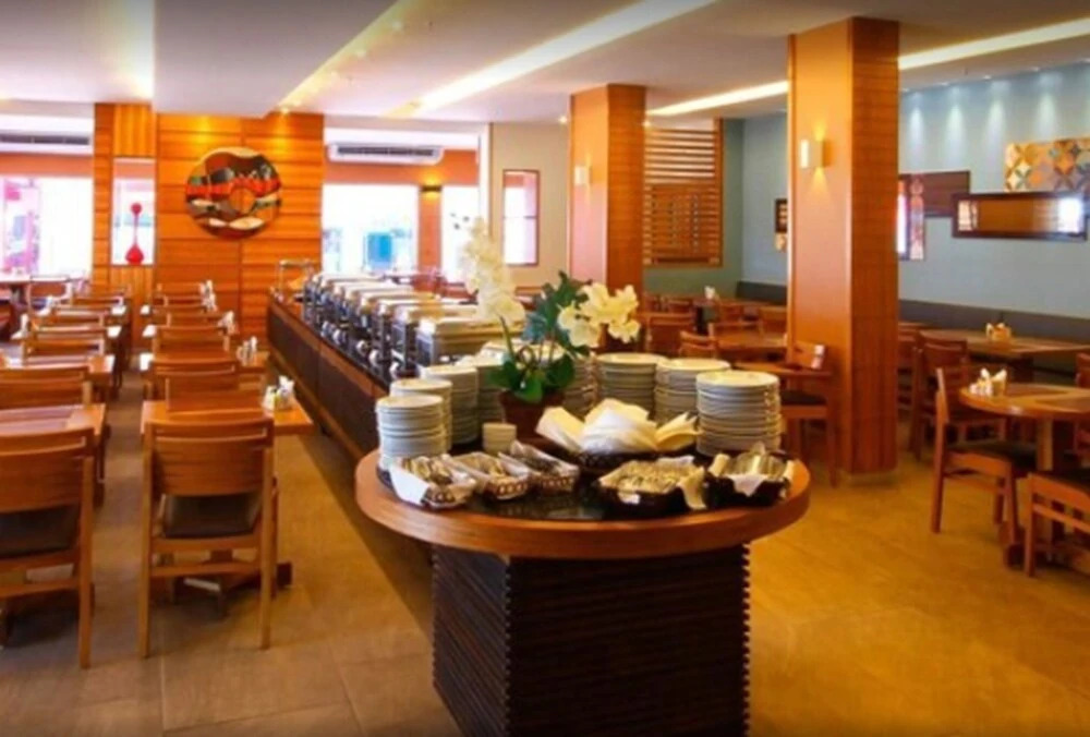 Malibu Palace Hotel