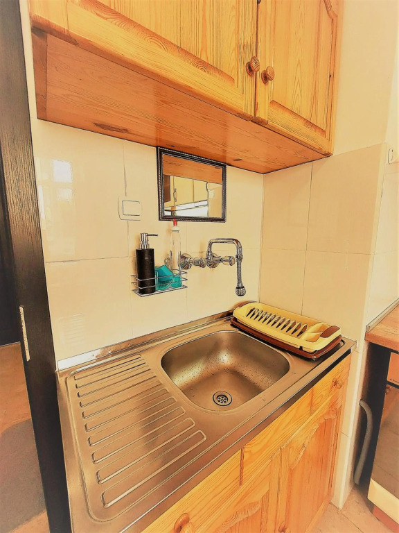 Rent Apartment Blagoevgrad Center, Free parking, 2 LED TVs 200 Channels, WiFi