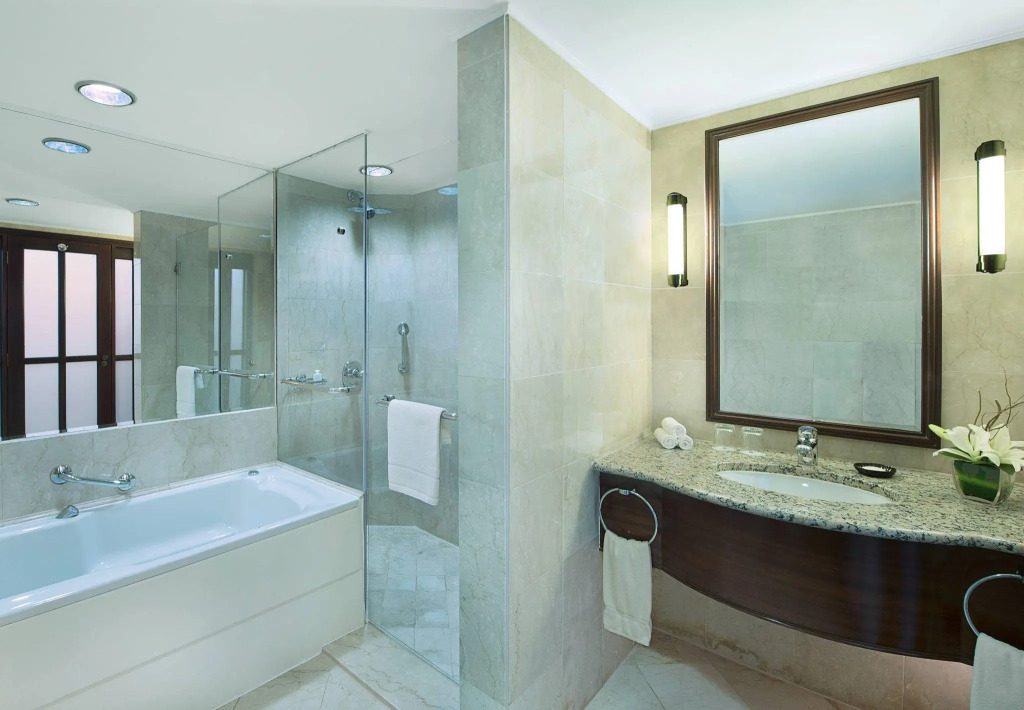Отель Connaught Palace Hotel Dubai
