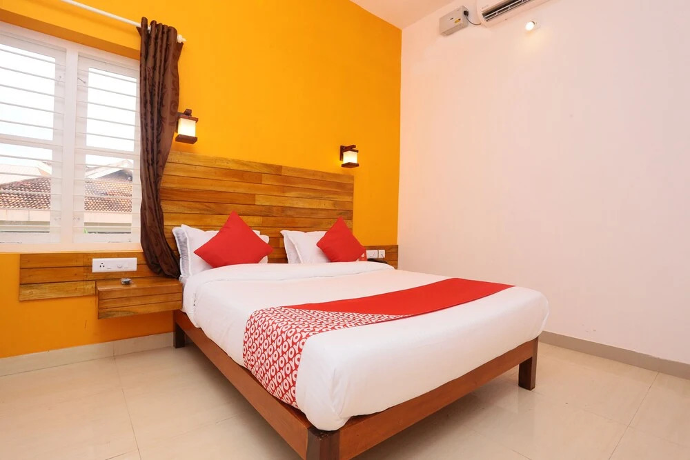 OYO 22309 Hotel Jumayira International