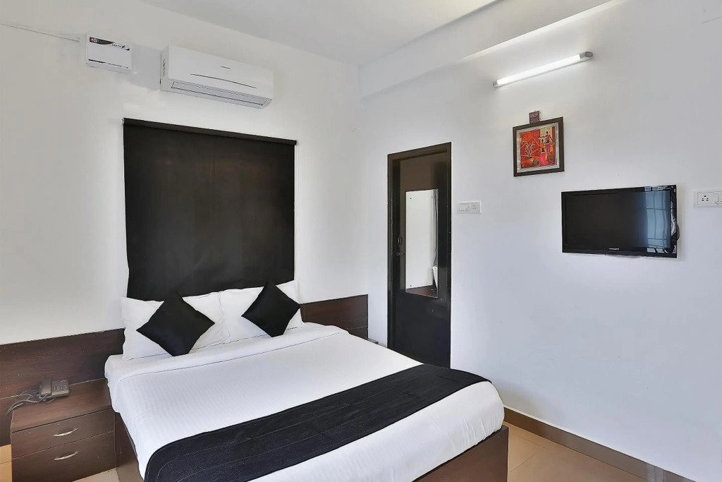 OYO 5328 Elite Residency