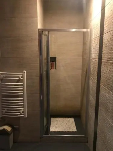 Hostel 1902