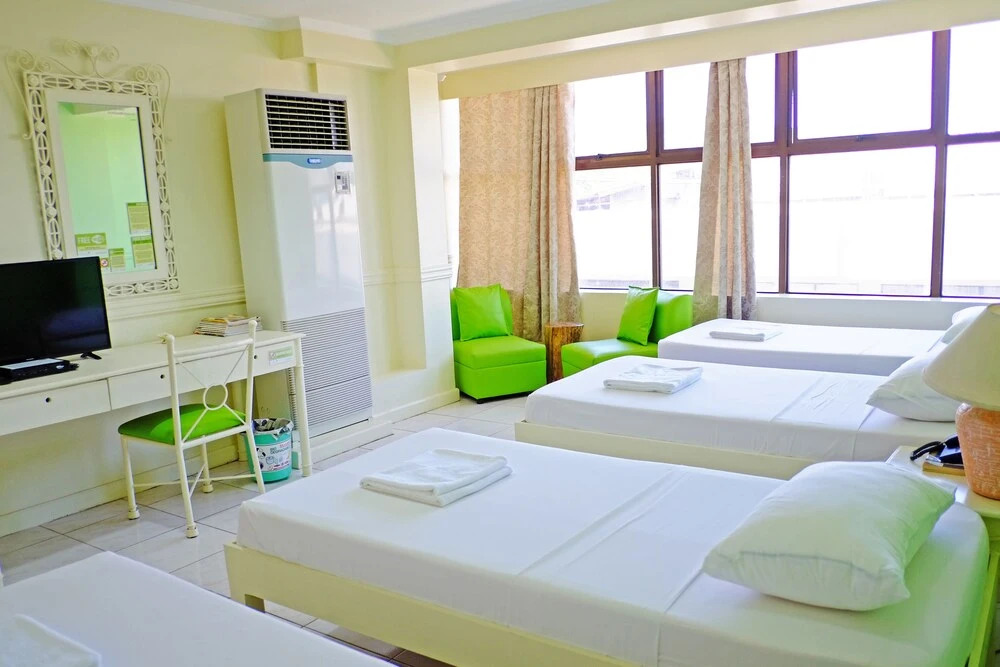West Gorordo Hotel