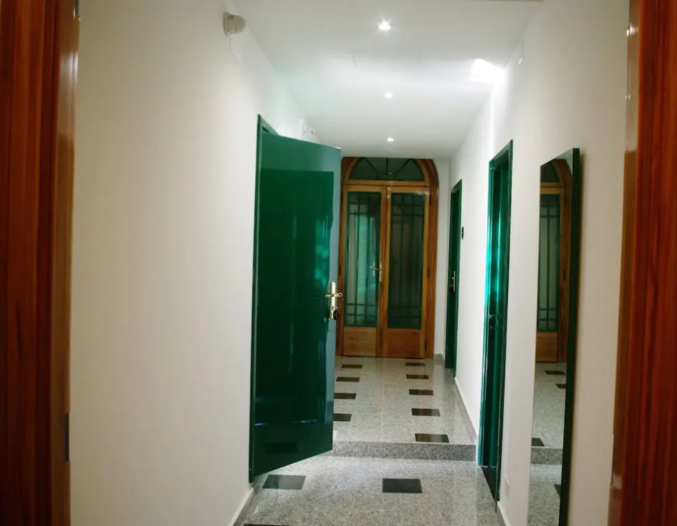 Business Home Piazza Cesare Battisti B&B Residence