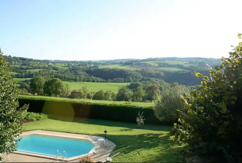 House With 6 Bedrooms in Mur-de-barrez, With Private Pool, Furnished G