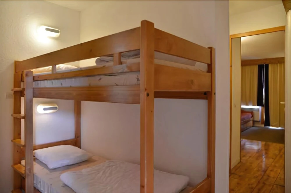 Belle Plagne Open Plan Studio Cabine on Slopes for 4 People of 27 m² Th515