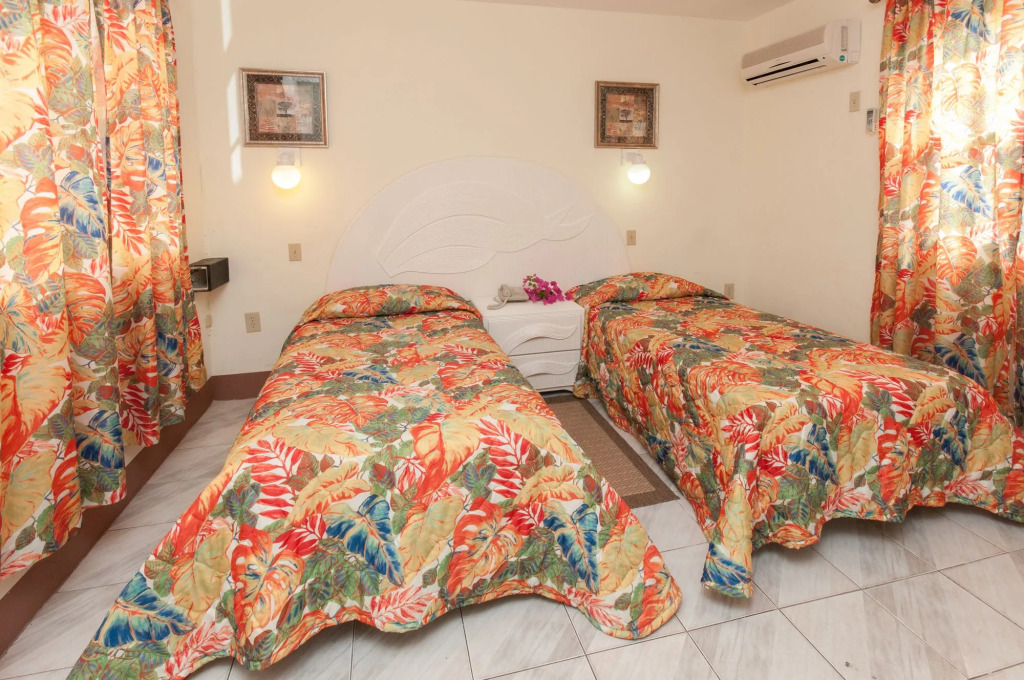 Seaview Beach Hotel