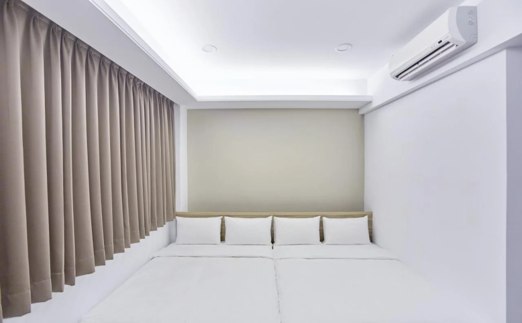 Taichung Fengjia Light