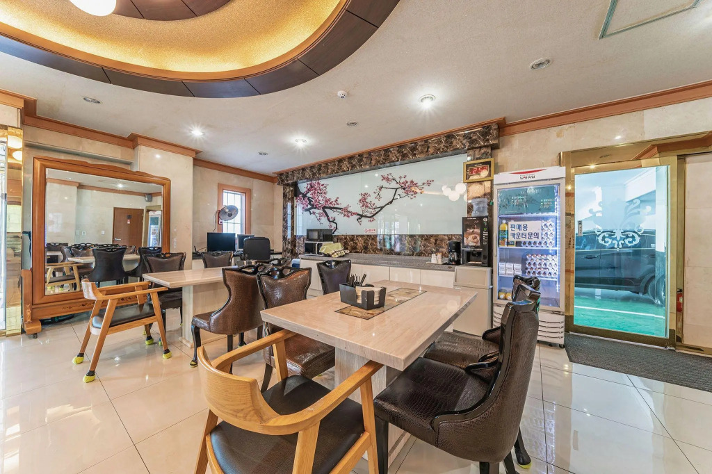 Gyeongpo Emerald Beach Hotel