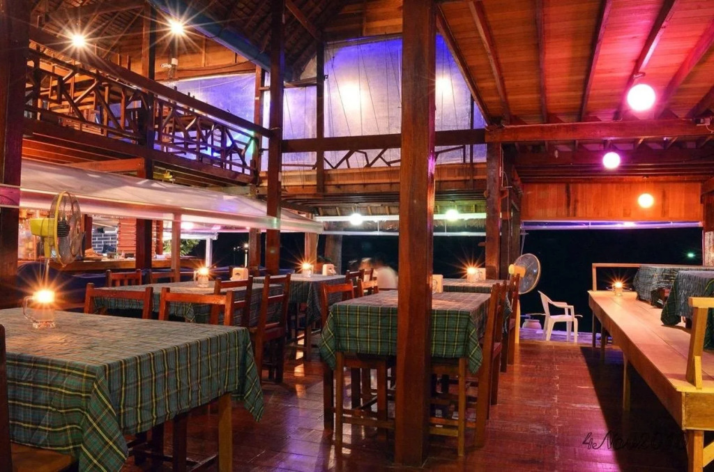 Zanom Sunrise Beach Resort