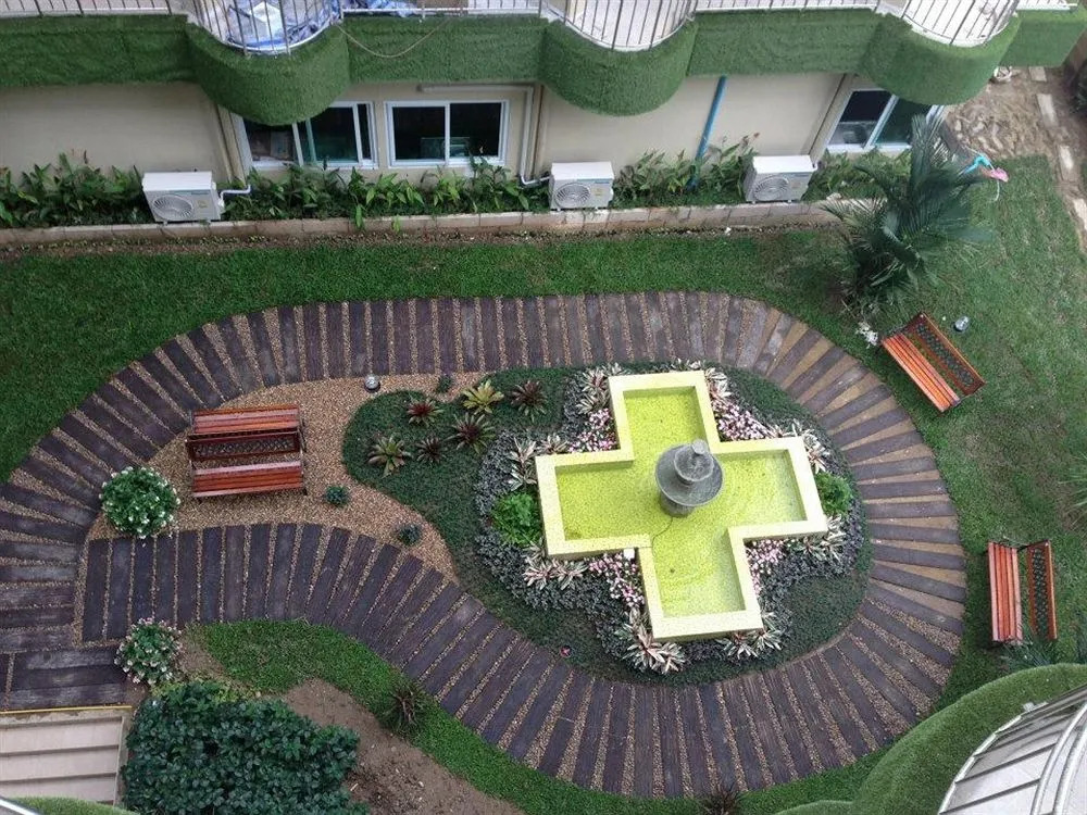 Cy Condo