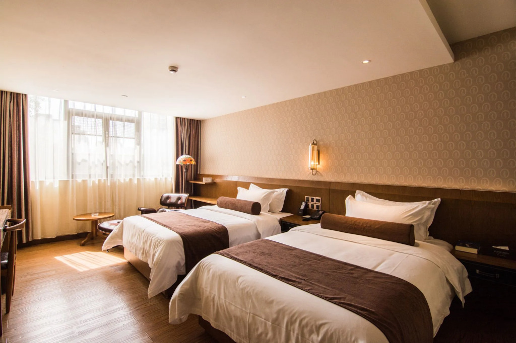 James Joyce Hotel Guangzhou Sanyuanli Subway Station